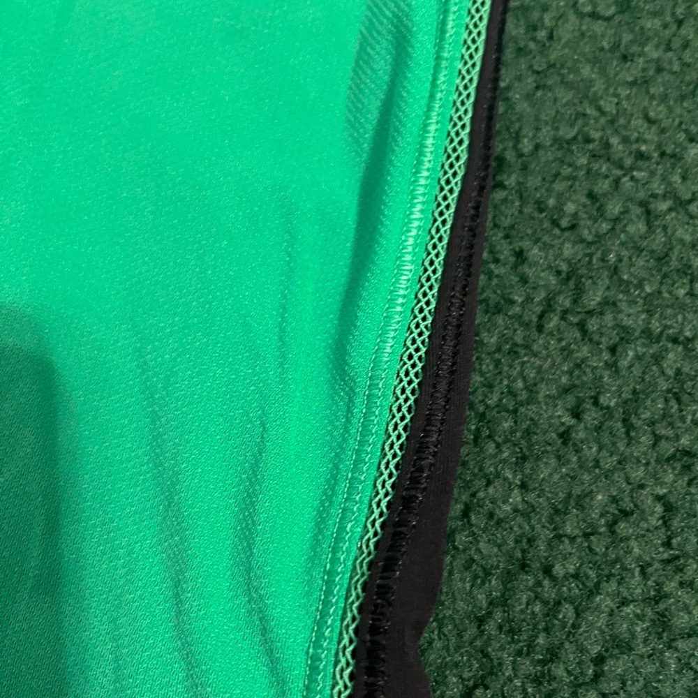 Lululemon capris - Picture 4 of 7